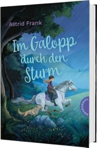 Couverture du livre : Im Galopp durch den Sturm – 9783522188944 - sur www.promoculture.lu